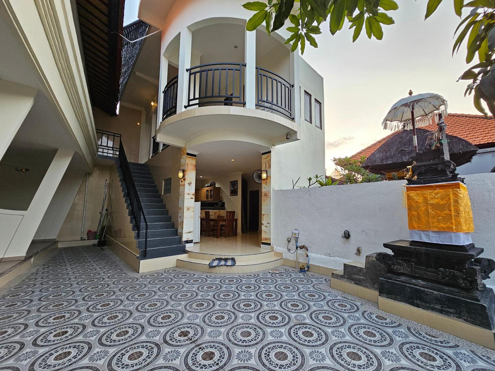 Tegalsari Guest House Canggu Esterno foto